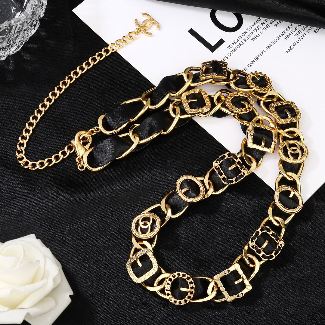 CHANEL 25S CHAIN BELT IN GOLD METALLIC AND BLACK CALFSKIN 614282