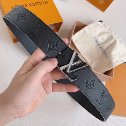 LOUIS VUITTON LV 25S BELT 40 MM IN BLACK CALFSKIN 593215