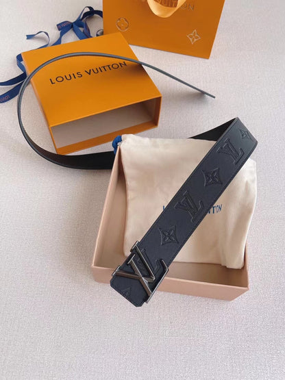 LOUIS VUITTON LV 25S BELT 40 MM IN BLACK CALFSKIN 593217