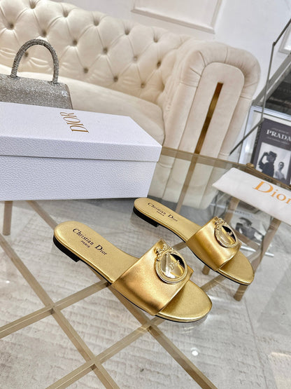 CD 26s Sandals Gold Leather 667116