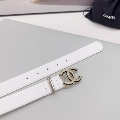 CHANEL 30MM BELT IN WHITE SMOOTH CALFSKIN METAL LOGO