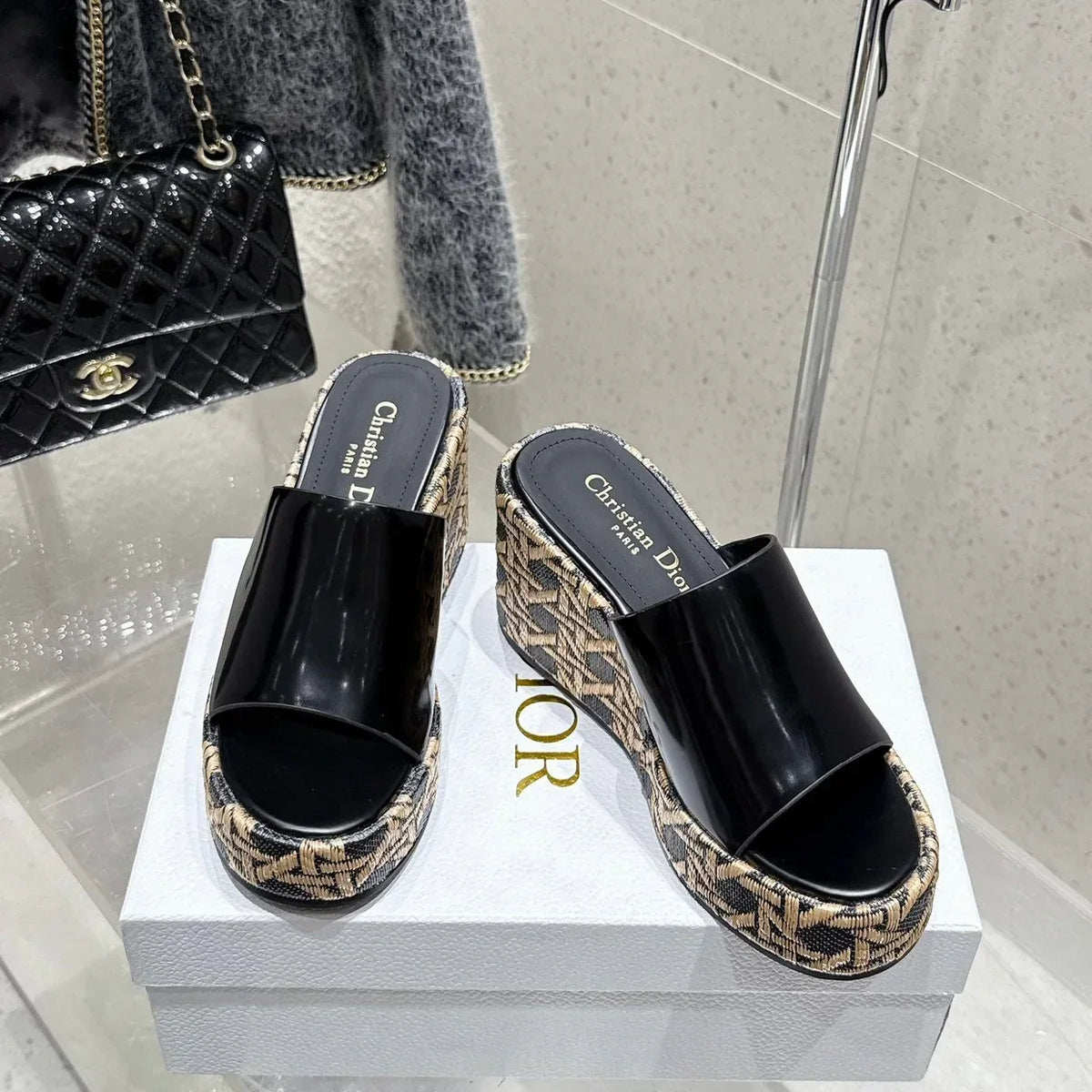 CD 26s Platform Sandal 65 Black Beige Monogram Patent Leather 636353