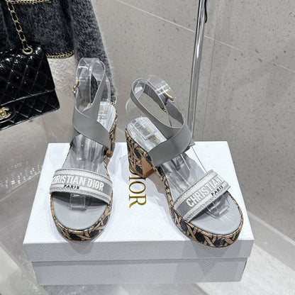 CD 26s Platform Sandal 70 Gray Cowhide 636360