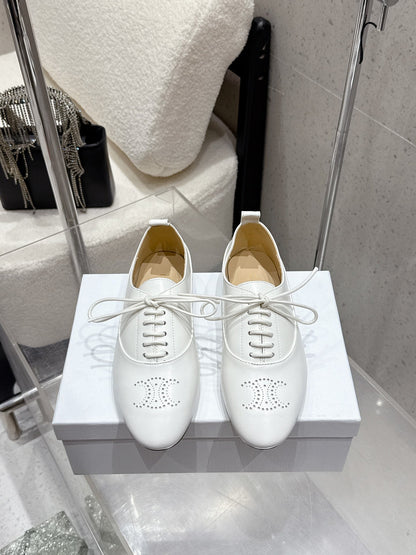 Celine 25 Lise Perforated Triomphe Richelieu Shoe White Lambskin 554196