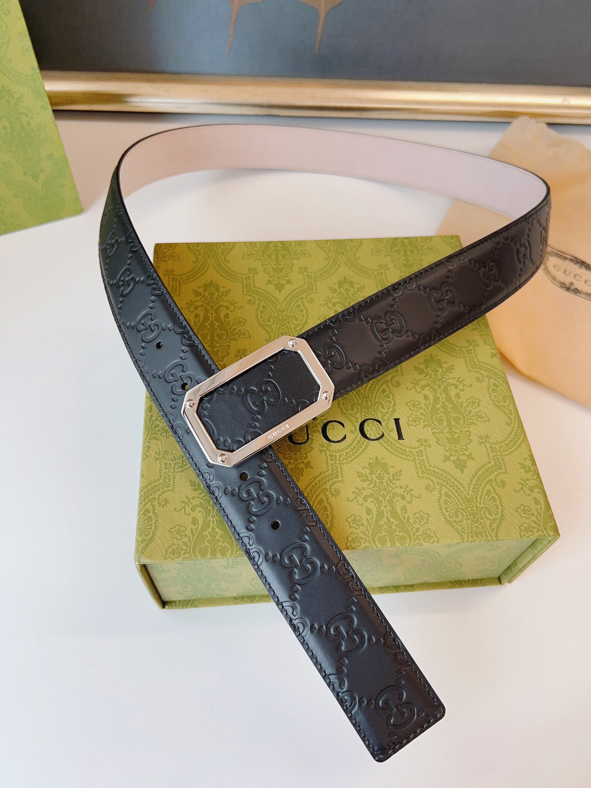 Gucci Signature Belt Sliver Buckle 35mm Black Embossed Leather