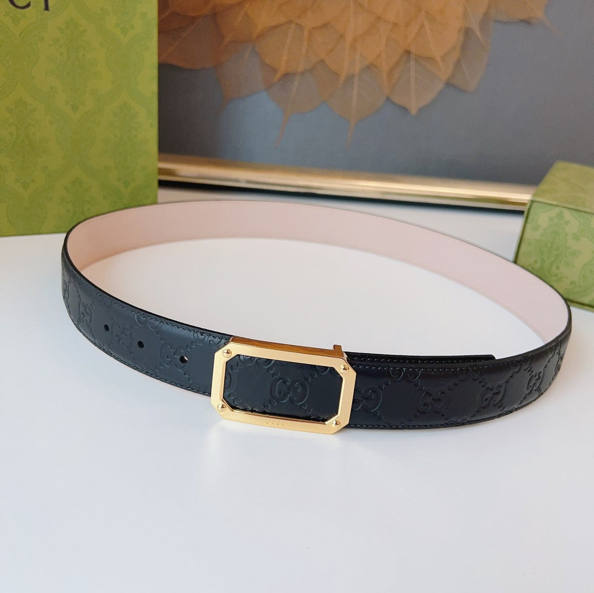 Gucci Signature Belt Gold Buckle 35mm Black Embossed Leather