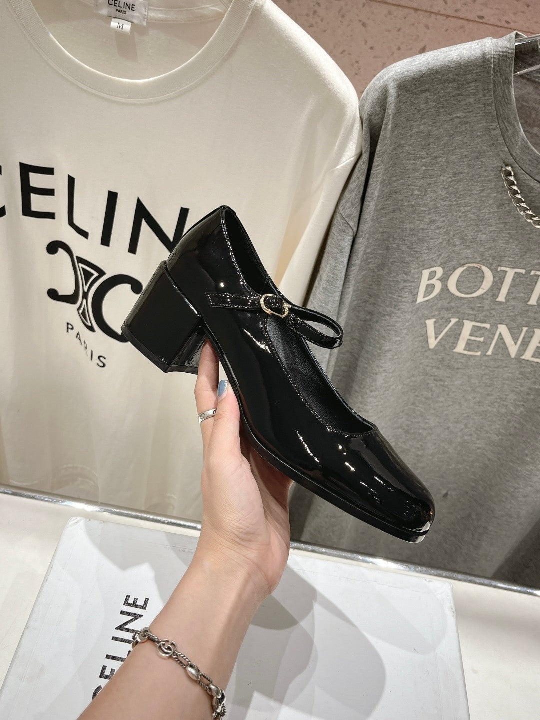 MEDIUM - HEEL MARY JANE SHOES IN BLACK GLOSSY CALFSKIN