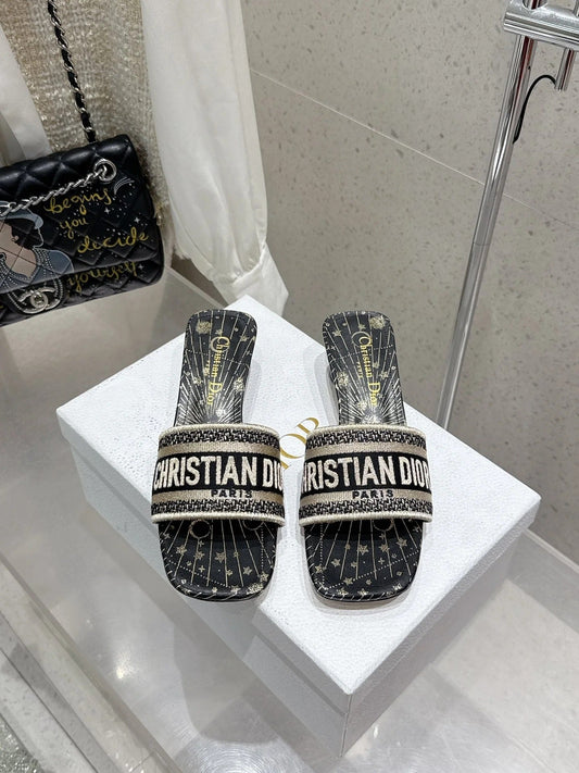 CD 26s Embroidered Flat Slippers Black Gold Canvas Leather 636395