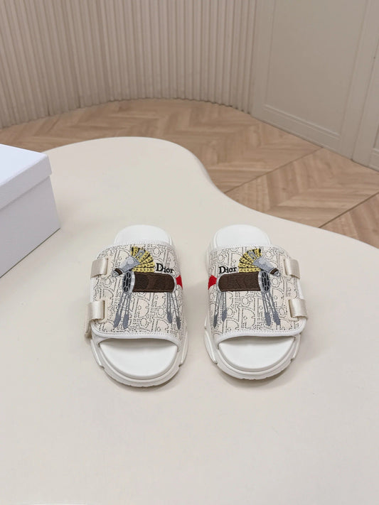CD 26s Platform Slippers 35 Cream White Canvas Lambskin 643810