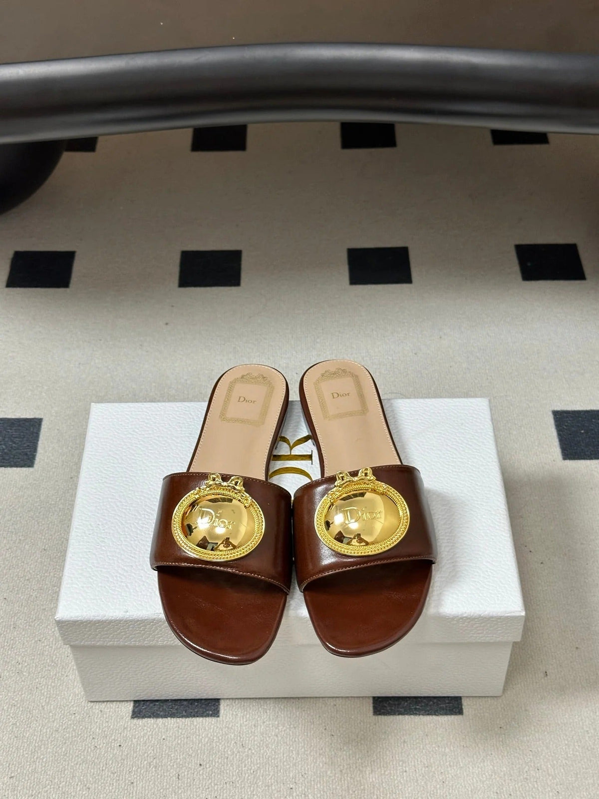 CD D-Club Retro CD Letter Metal Buckle Flat Sandals Leather 846986