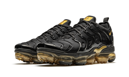 Air VaporMax Plus "Black / Gold" CW7299 001