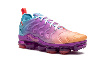 AIR VAPORMAX PLUS WMNS "Multigradient" FD0823 500