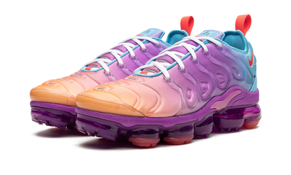 AIR VAPORMAX PLUS WMNS "Multigradient" FD0823 500